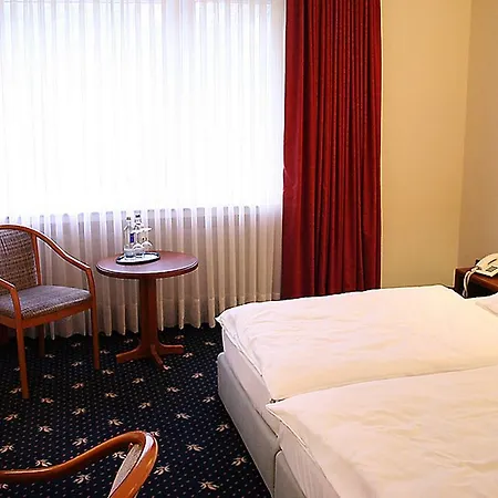 Munte Am Stadtwald Hotel 4*